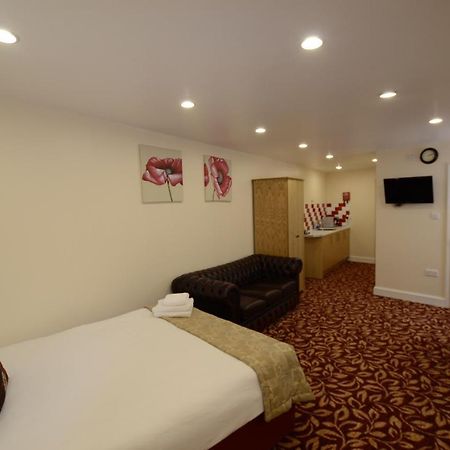 Premierlux Serviced Apartments Ilford Exterior foto