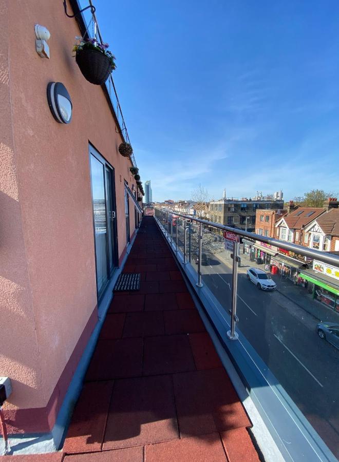 Premierlux Serviced Apartments Ilford Exterior foto