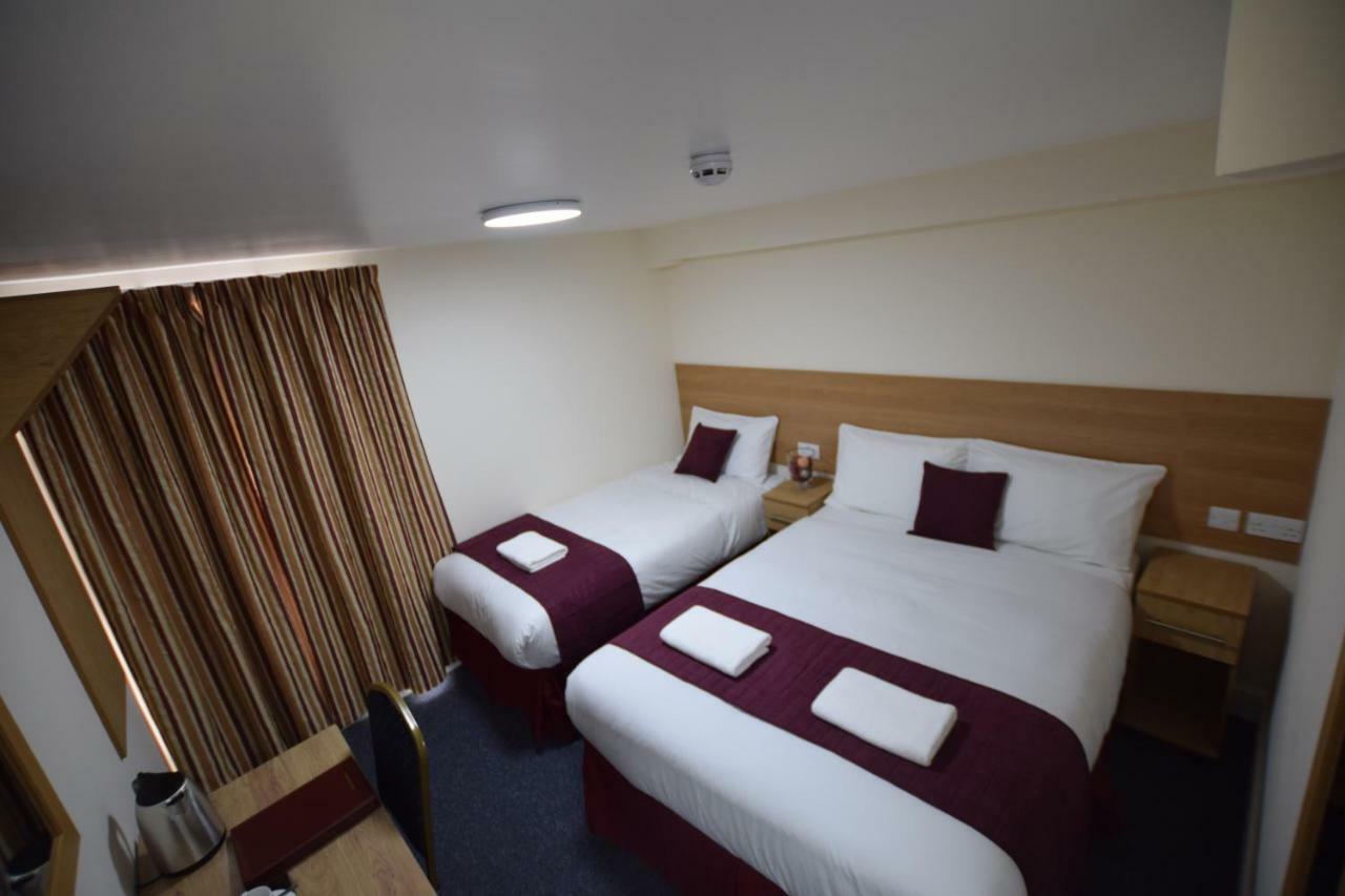 Premierlux Serviced Apartments Ilford Exterior foto