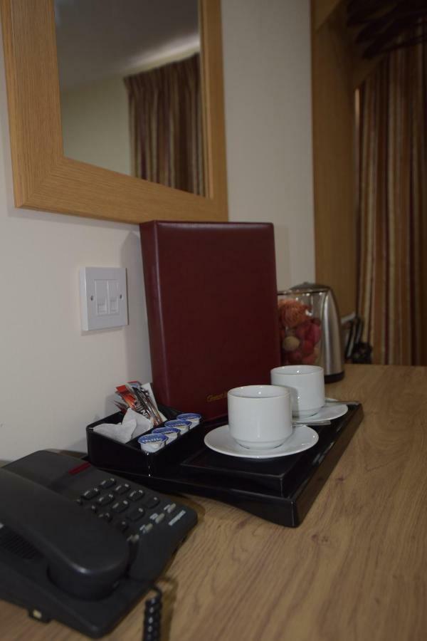 Premierlux Serviced Apartments Ilford Exterior foto
