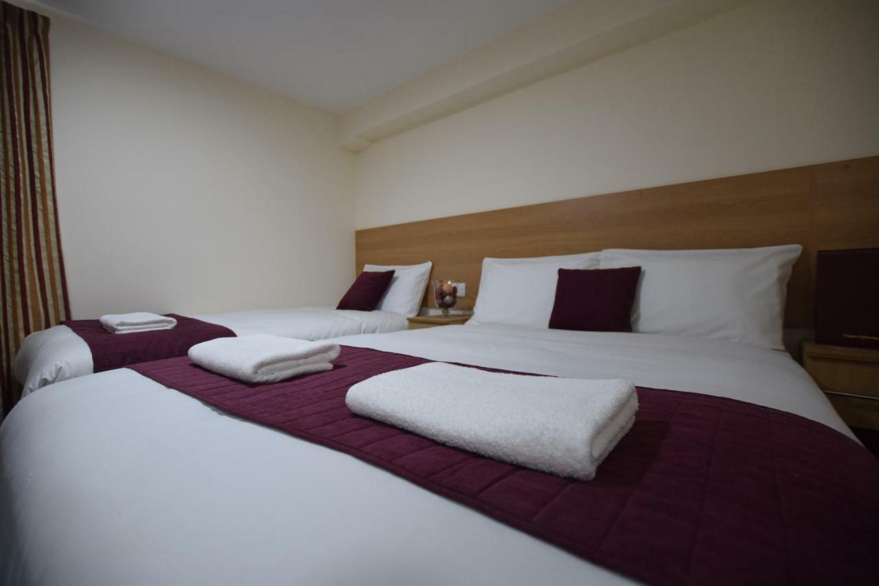 Premierlux Serviced Apartments Ilford Exterior foto