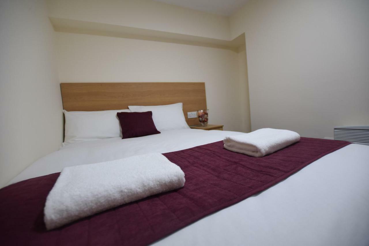 Premierlux Serviced Apartments Ilford Exterior foto