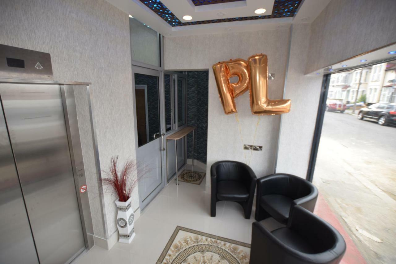 Premierlux Serviced Apartments Ilford Exterior foto