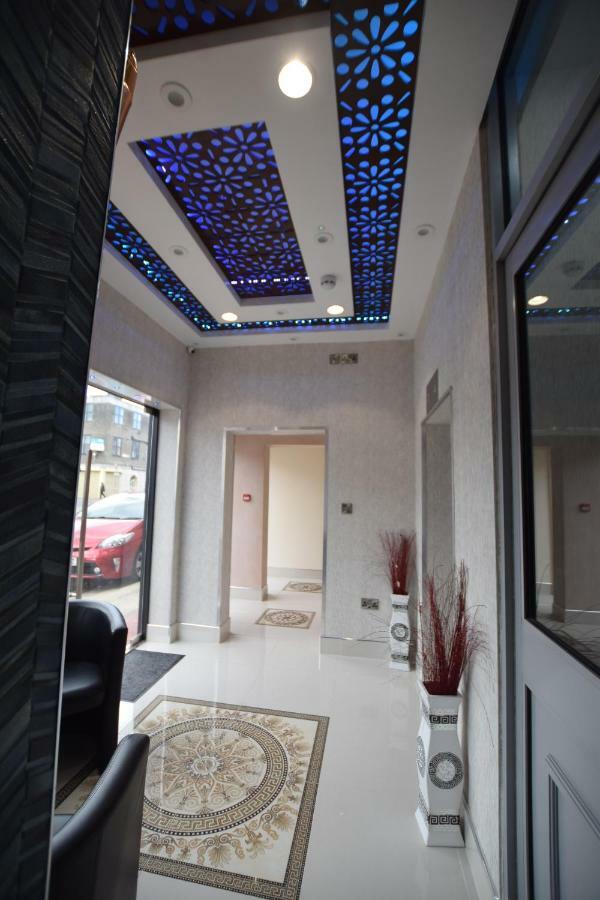 Premierlux Serviced Apartments Ilford Exterior foto