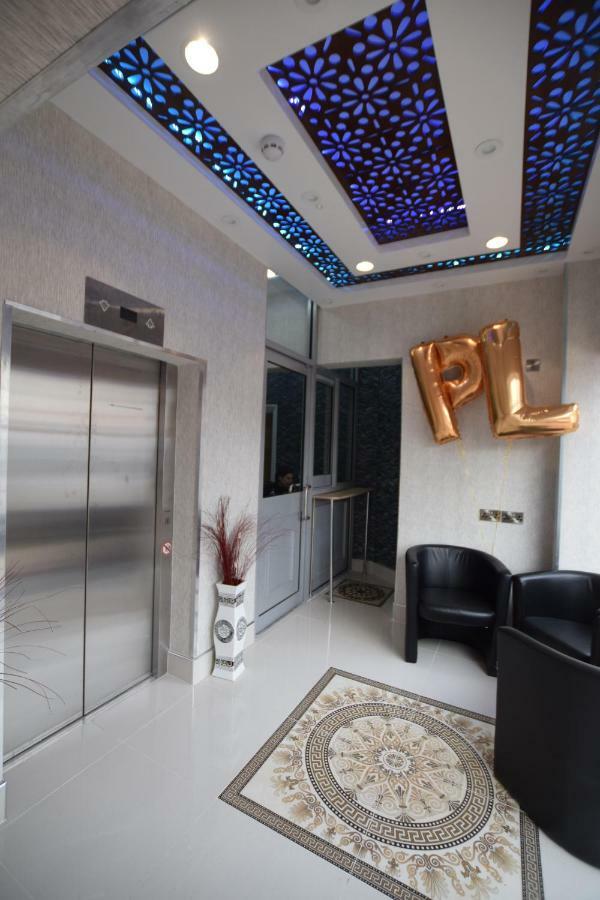 Premierlux Serviced Apartments Ilford Exterior foto