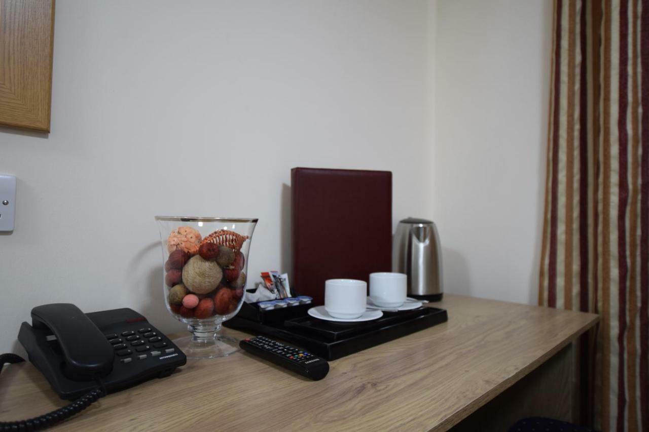Premierlux Serviced Apartments Ilford Exterior foto